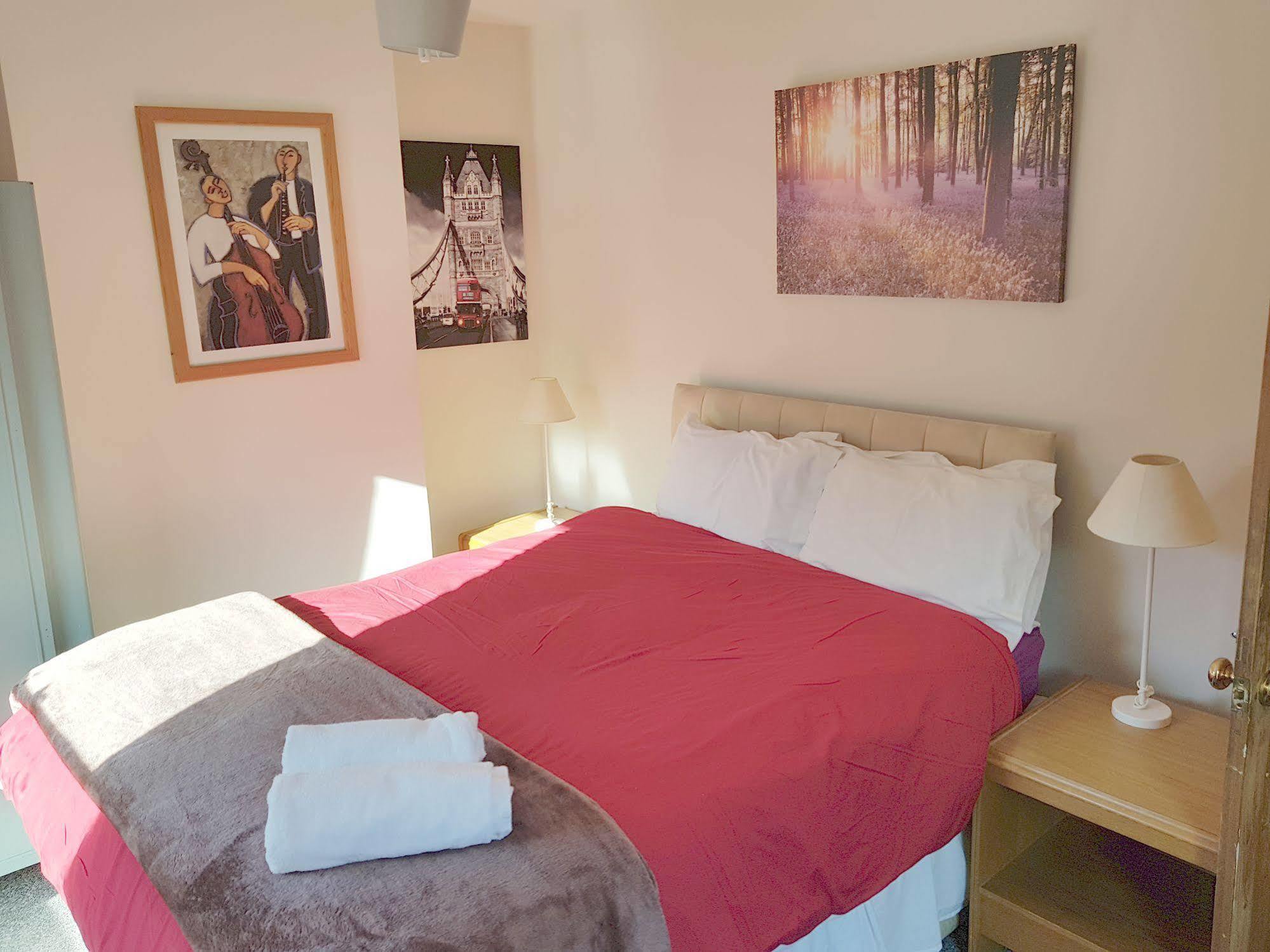 Stay Norwich Apartments Riverside With Free Parking Екстер'єр фото
